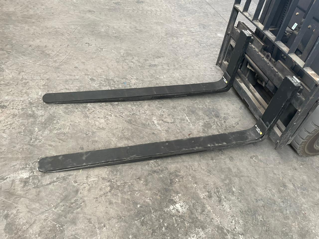 Rubber Fork Covers StayPut Cargo