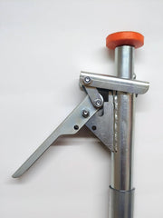 1.2M CARGO BAR (Maximum reach 2.1m)